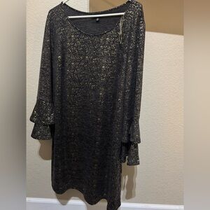 Tacera Black and Gold Glitter Top